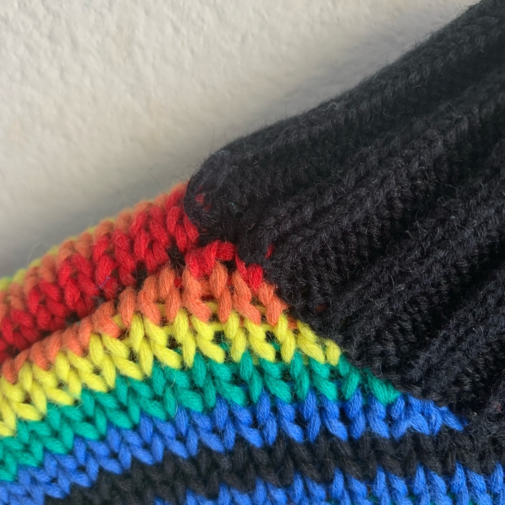 UNIF Clarrisa Sweater - Picture 4 of 5